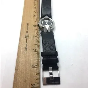 Rare Diesel Dz5169 black leather watch. Working Diesel | Accessories | Rare Diesel Dz569 Black Leather Watch  main image 3